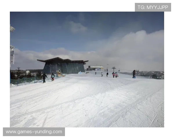 云顶滑雪场官网官方攻略与旅游指南,帮助游客了解最佳滑雪季节和周边旅游配套设施